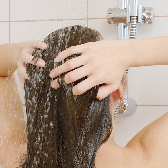 洗い方ひとつで仕上がりが変わる くせ毛が気になる女性のためのヘアケア情報サイト くせ毛labo By プロカリテ
